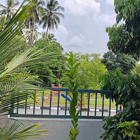 Teratak Delisha -Musslim Villa Kampong Jemampar Exterior photo
